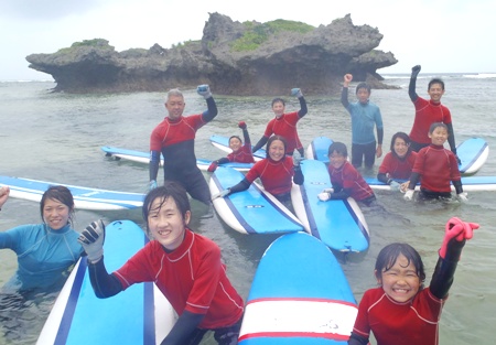 沖縄サーフィン！　大人からお子様まで！　楽しみましょう！