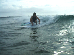 沖縄　サーフィン楽しいよ！