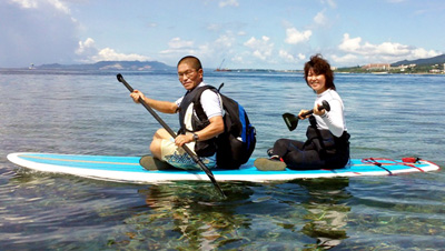 沖縄シーナサーフのパドルボード『青の洞窟冒険クルーズ』の画像