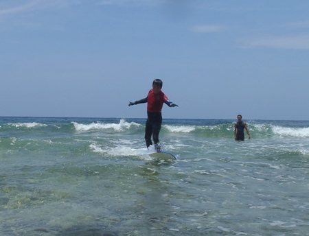 沖縄シーナサーフで体験サーフィン