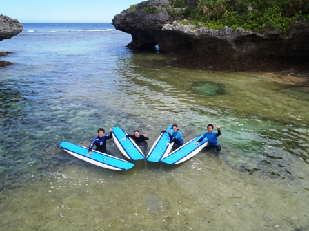 沖縄にあるサーフィンスクール・シーナサーフの今日の参加者