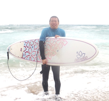 沖縄は年中夏！！？？？・・・・　でも沖縄のサーフィンは最高！